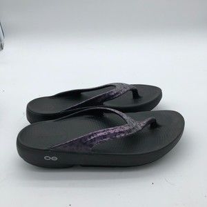 OOFOS Original Limited Recovery Sandals Women's 7  Purple Leopard Orthopedic